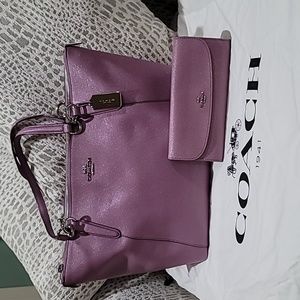 EUC- Coach Ava Tote & wallet